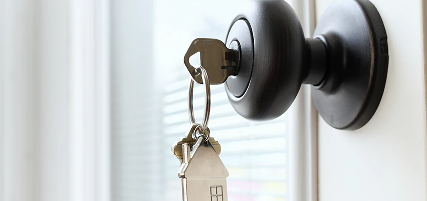 Bifold Door Knob Replacement in Ripon, California